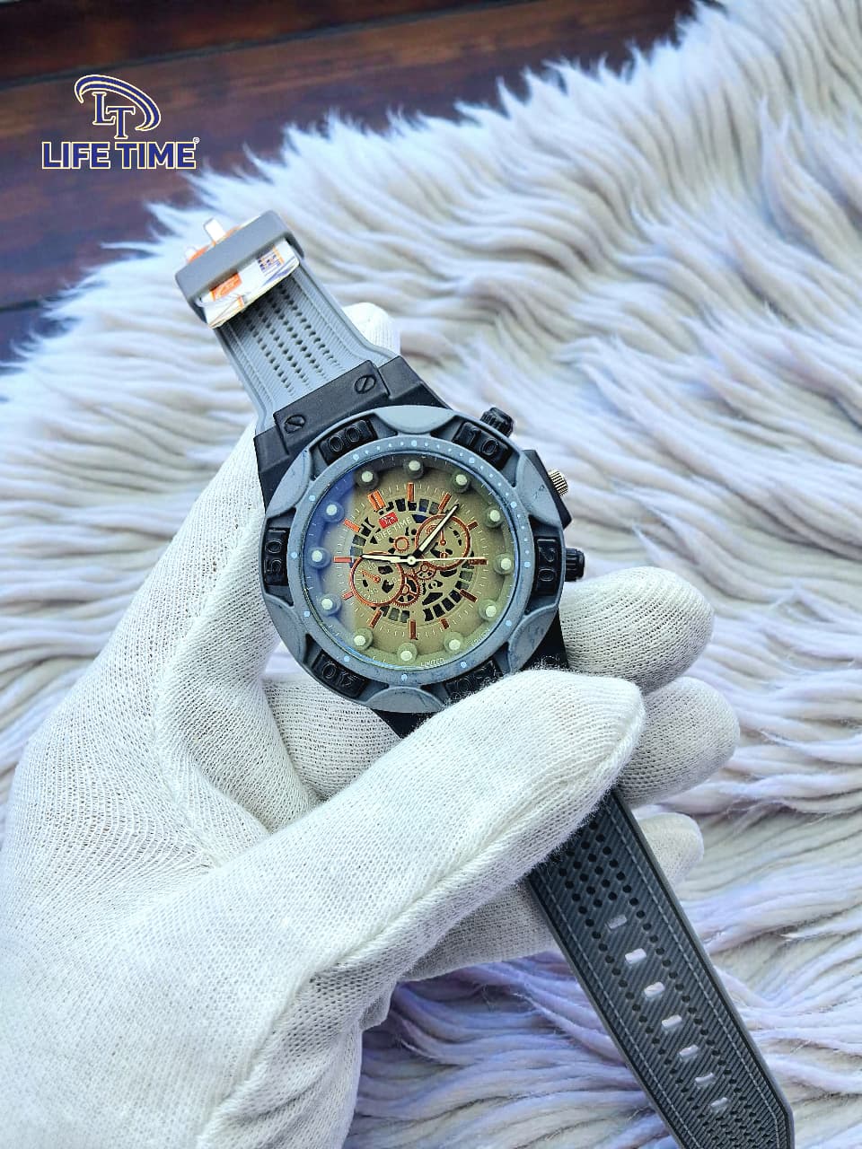 Men's Luxury Quartz Analog Sports Watch – Silicone Strap