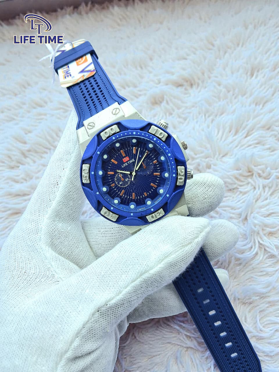 Men's Luxury Quartz Analog Sports Watch – Silicone Strap